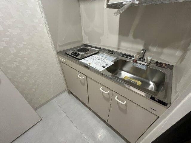 東京メトロ南北線 麻布十番駅 徒歩2分 10階建 築21年のキッチン写真