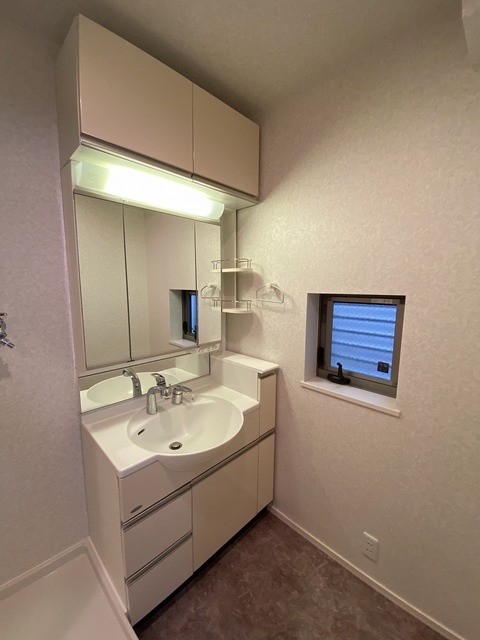 洗面設備　独立洗面台