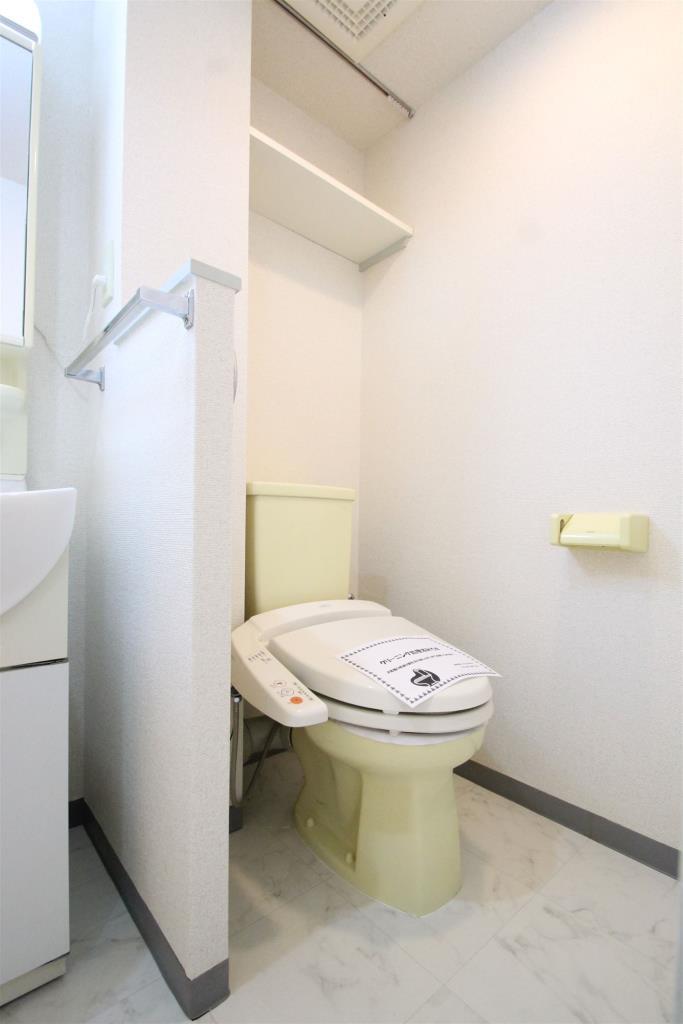 トイレ　風呂トイレ別