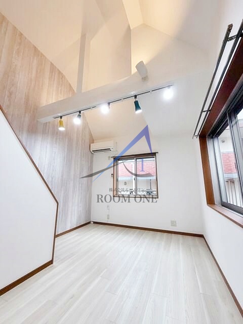 居室・リビング　洋室のお部屋です。