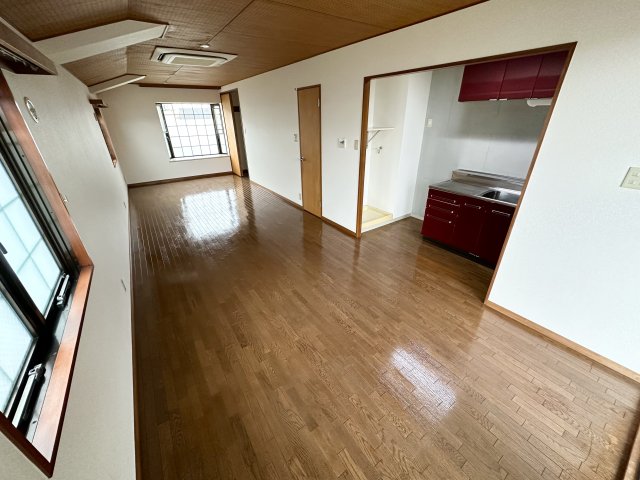居室・リビング　エアコン付きで初期費用を抑えられます