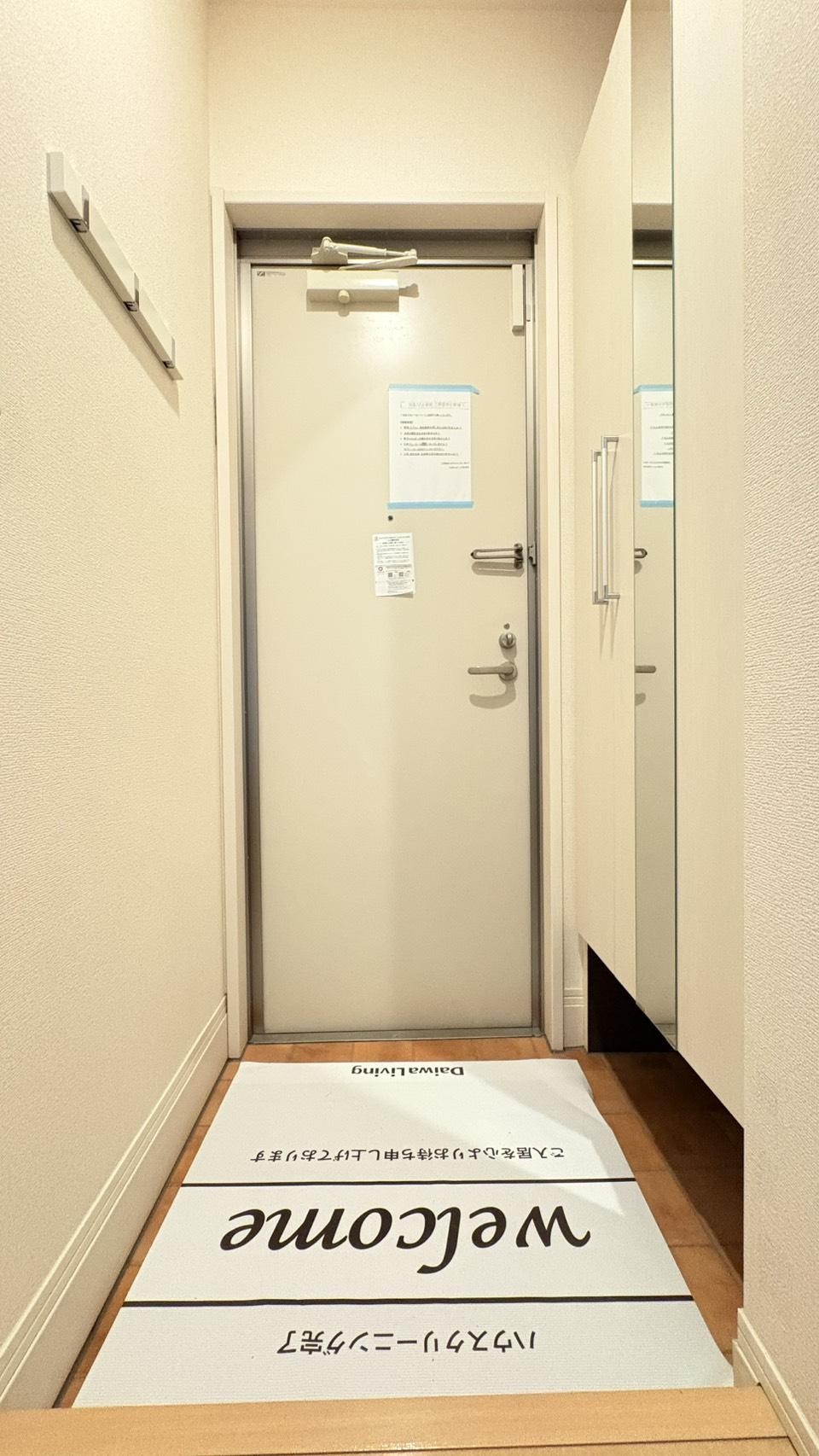 鹿児島市電唐湊線 中洲通駅 徒歩2分 3階建 築14年の玄関写真