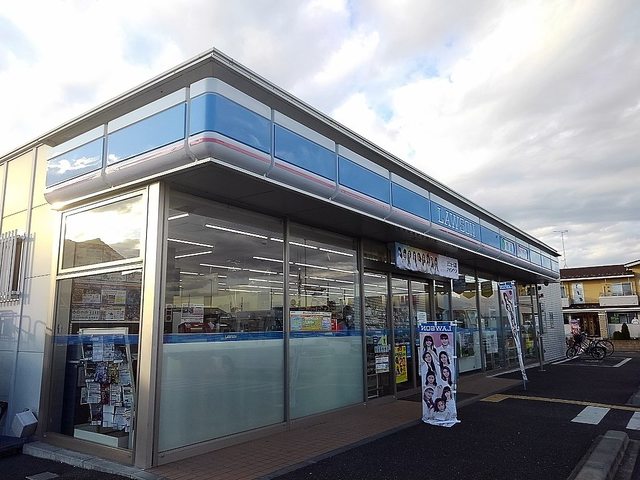 コンビニ　ローソン越谷レイクタウン六丁目（コンビニ）まで160m