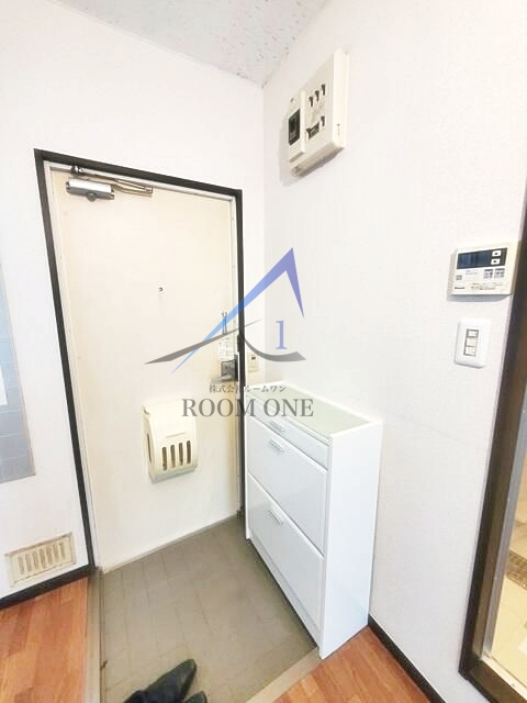 玄関　玄関です。