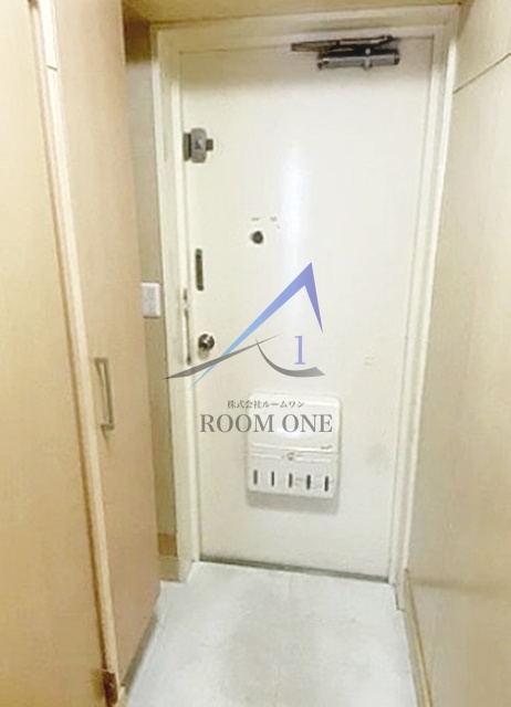 玄関　玄関です。