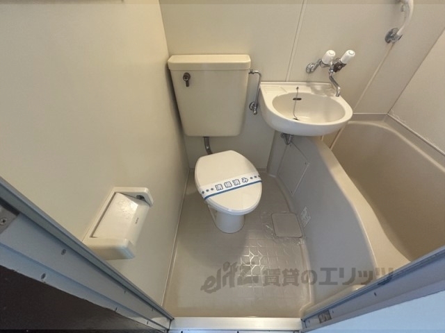 フォレスト高畑マンションのトイレ写真