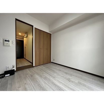 その他部屋・スペース　清潔感のあるフローリングのお部屋です