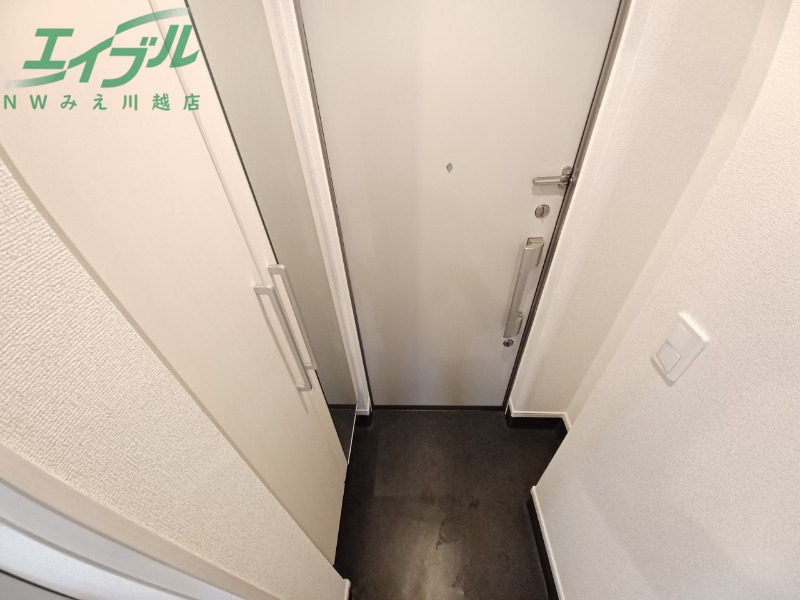 玄関　同タイプの画像です