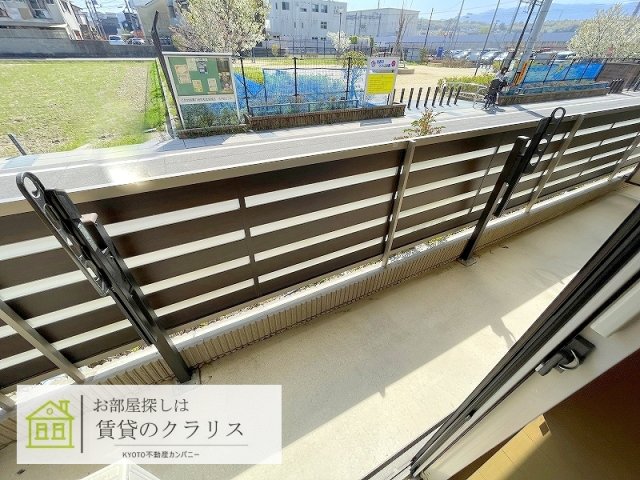 ソレイユ洛西口の玄関写真