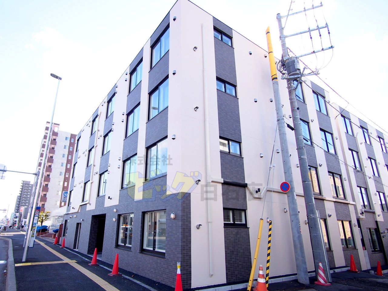 建物外観　都市ガス・Ｗｉ－Ｆｉ付きネット無料採用のマンションです♪