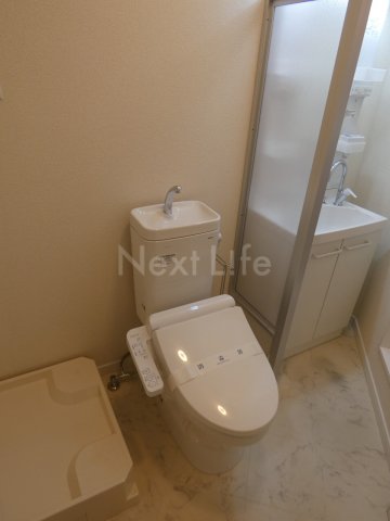 リーヴェルポート生麦オークのトイレ写真