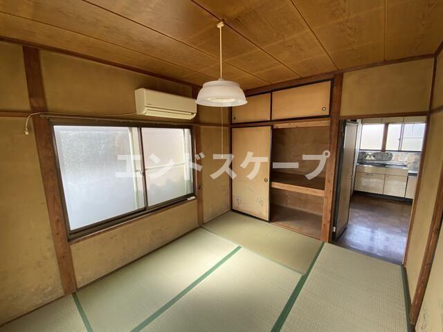 ＪＲ信越本線 磯部駅 徒歩26分 1階建 築42年の居間写真