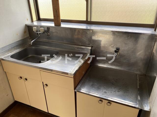 ＪＲ信越本線 磯部駅 徒歩26分 1階建 築42年のキッチン写真