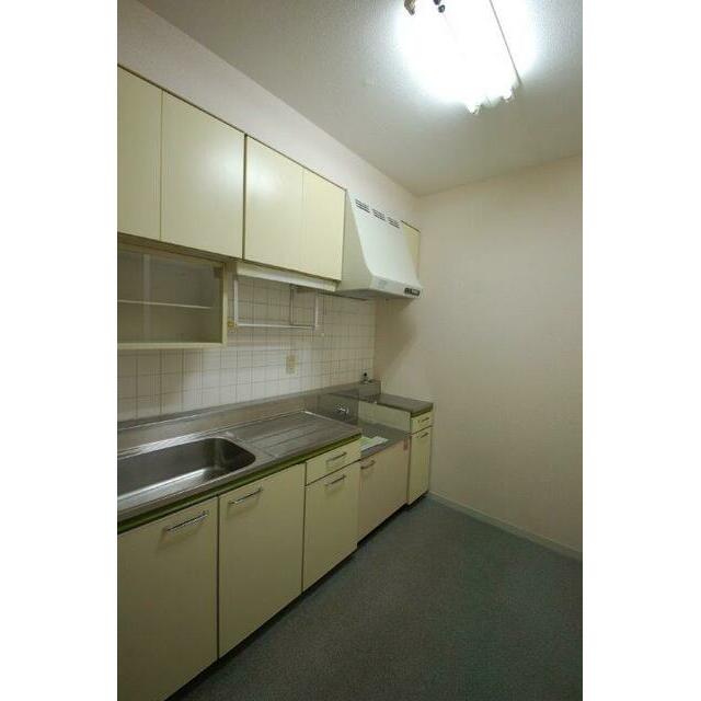 鎌倉ロジュマンD棟のキッチン写真