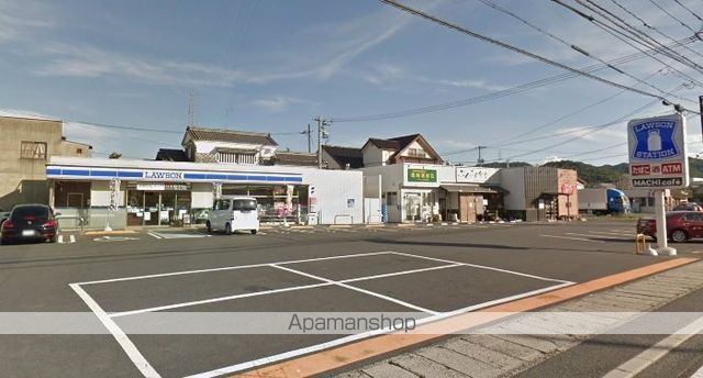 コンビニ　ローソン（コンビニ）まで727m