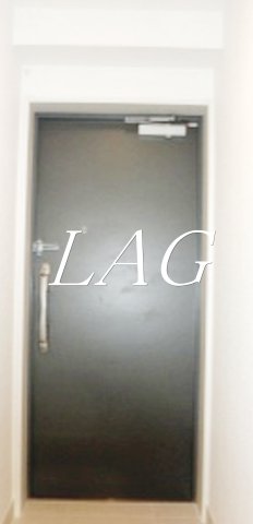 玄関　玄関です。