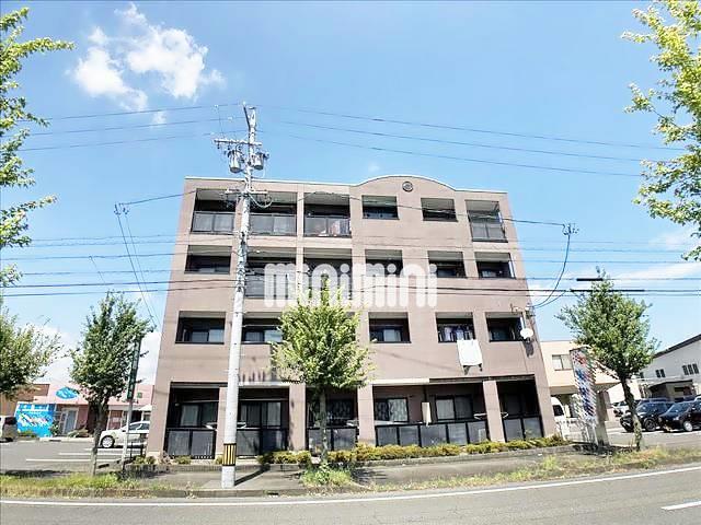 建物外観　重量感のある建物