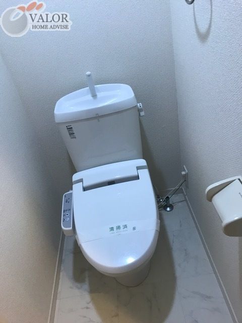 グリーンライン 高田駅 徒歩4分 3階建 築15年のトイレ写真