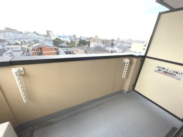 バルコニー　バルコニーがあります