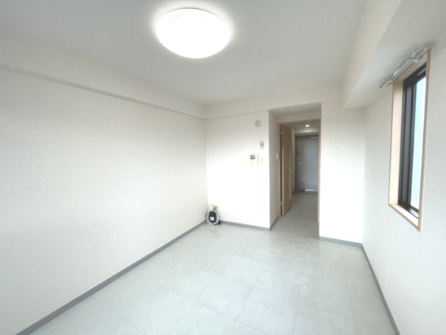 居室・リビング　こちらのお部屋で趣味の時間をお楽しみく．．．