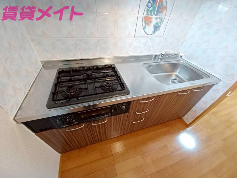 メゾン ソルジェンテのキッチン写真