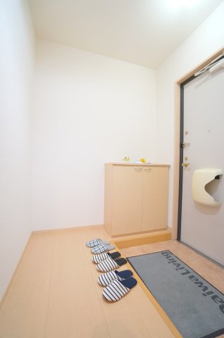 プロスパーリヨCの玄関写真