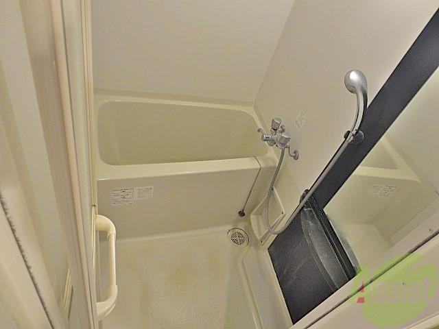 バス・シャワールーム　お風呂のお湯に浸かり体をリフレッシュして下さいね♪