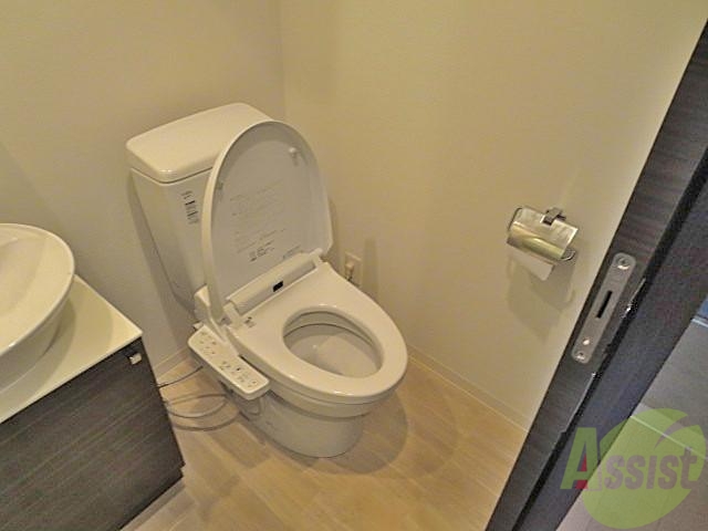トイレ　ウォシュレット付きのトイレになります♪嬉しいですよね＾＾