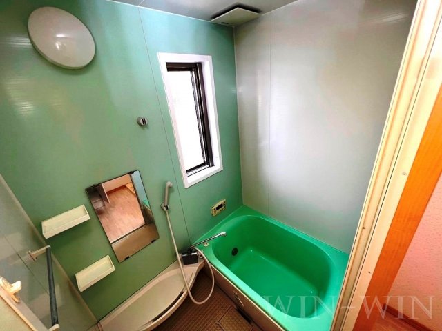 バス・シャワールーム　イメージ（同建物内別部屋の写真です）