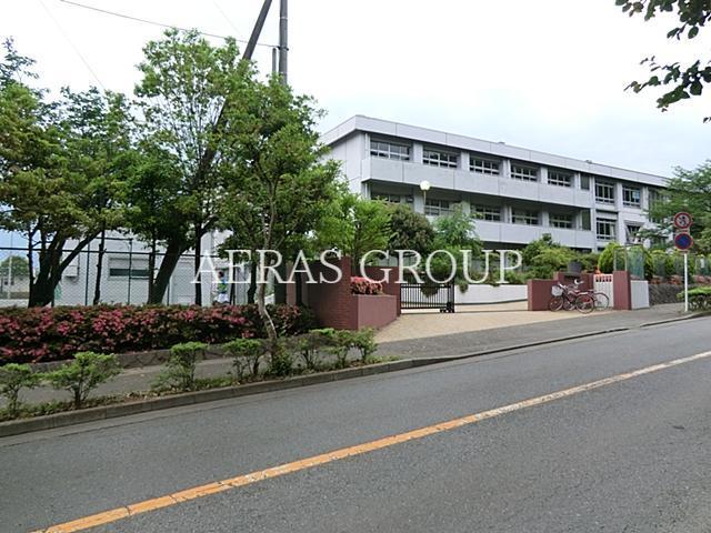 中学校　藤沢市立大庭中学校（中学校）まで691m
