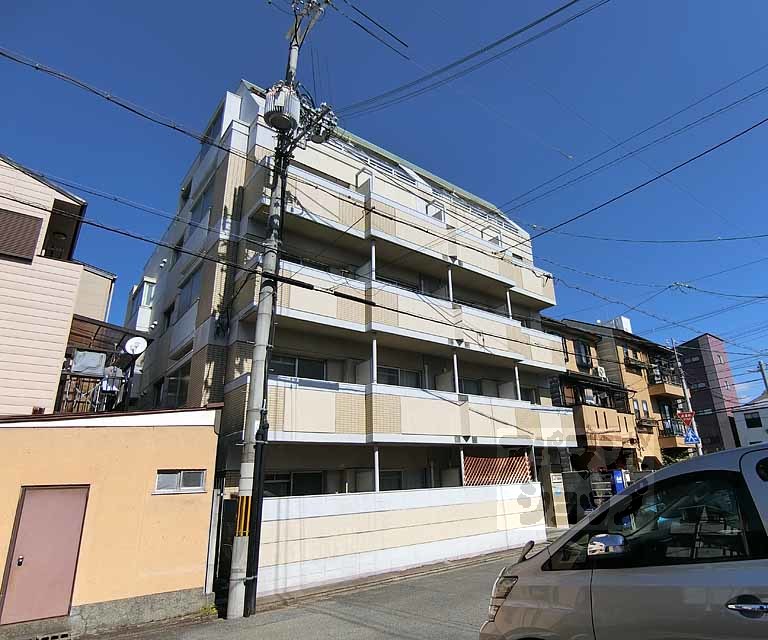 シャレー西京極の外観写真