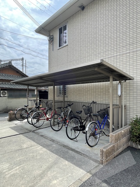 フォレスト ヒルズ II棟の外観写真