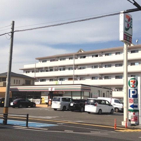 コンビニ　セブン-イレブン福岡原６丁目店（コンビニ）まで600m