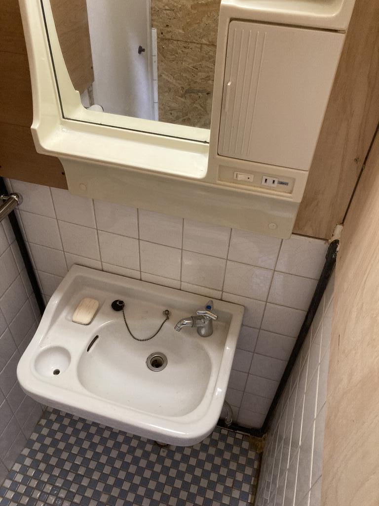 谷町六丁目貸家の内装写真