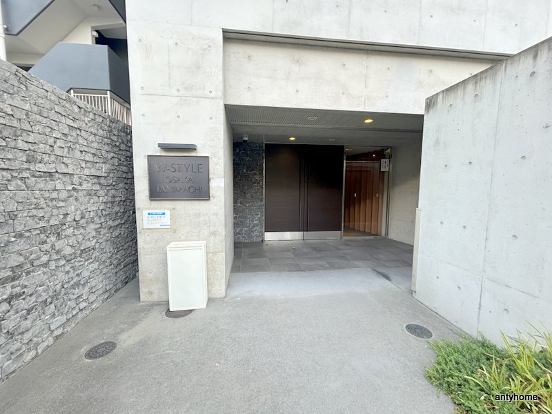 地下鉄谷町線 谷町四丁目駅 徒歩7分 13階建 築12年の外観写真