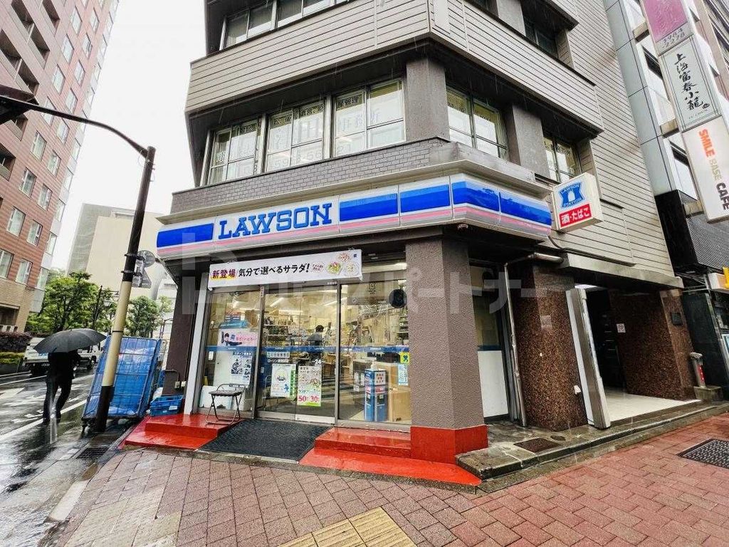 コンビニ　ローソン西池袋店（コンビニ）まで30m