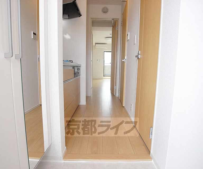 その他部屋・スペース　きれいな廊下です。