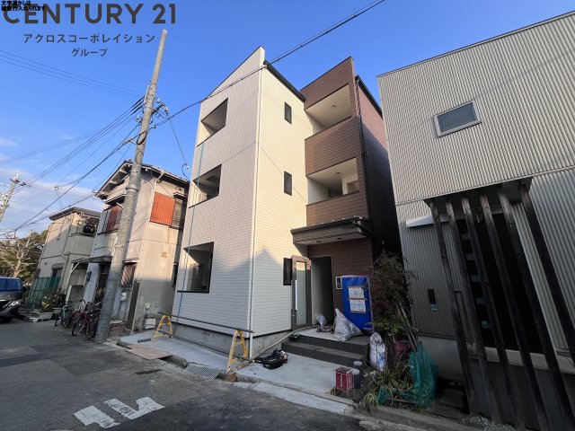 建物外観　オートロック付きで安心です♪