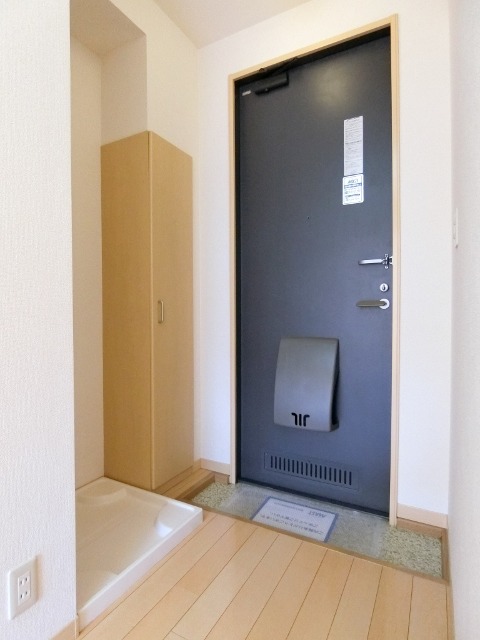 玄関　図面と現状に相違がある場合には現状を優先