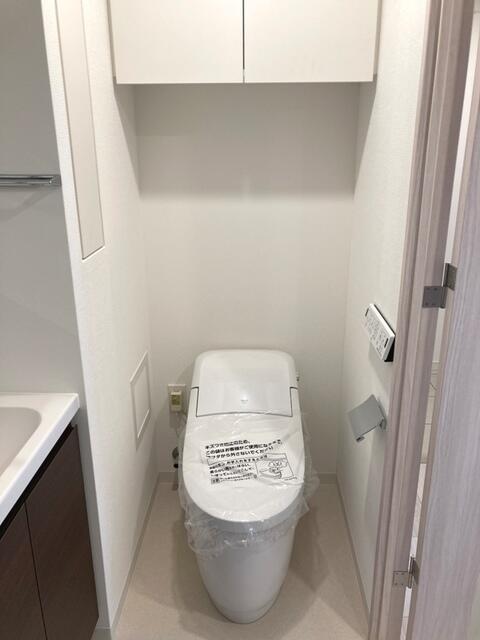 トイレ　※写真は同タイプ住戸です。