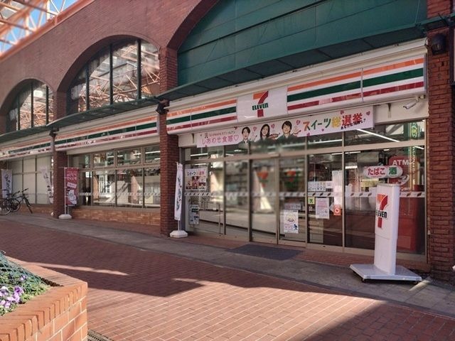 コンビニ　セブンイレブン上尾モンシェリー店（コンビニ）まで483m