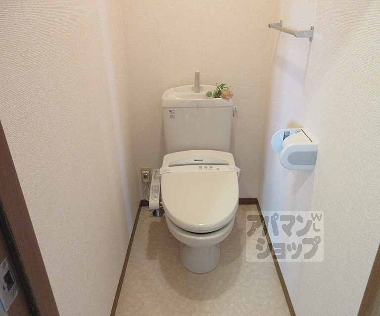 トイレ　清潔感のあるトイレです