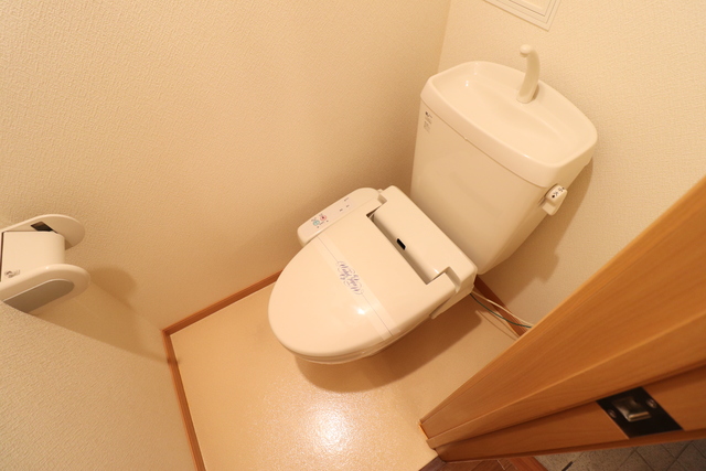 トイレ　ウォシュレット