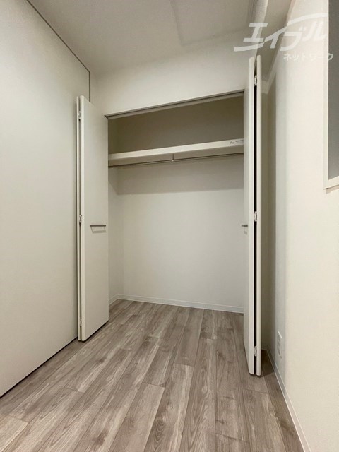 収納　ＷＩＣとはいきませんがかなり広いです。。