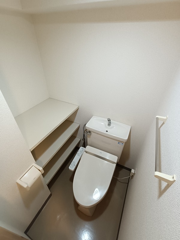 ユーズテラス上山手のトイレ写真
