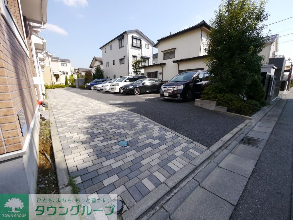 駐車場　駐車場