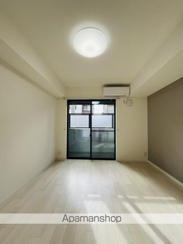 近鉄南大阪線 北田辺駅 徒歩7分 3階建 築3年の居間写真