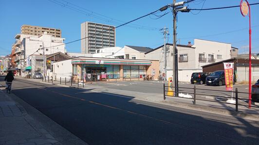 コンビニ　セブンイレブン東住吉中野4丁目店（コンビニ）まで100m
