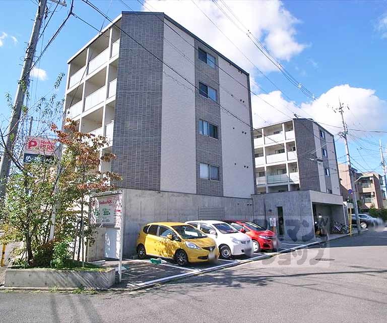 ヴィヴィ茶山の外観写真