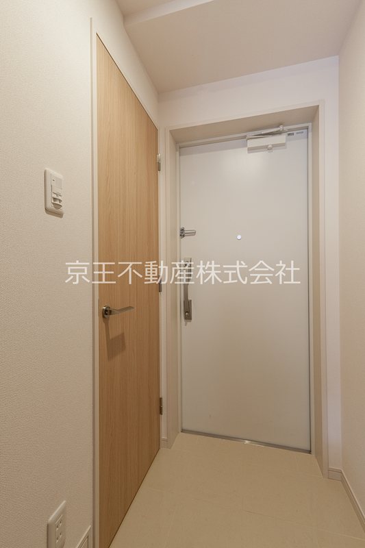 ACOLT氷川台の玄関写真